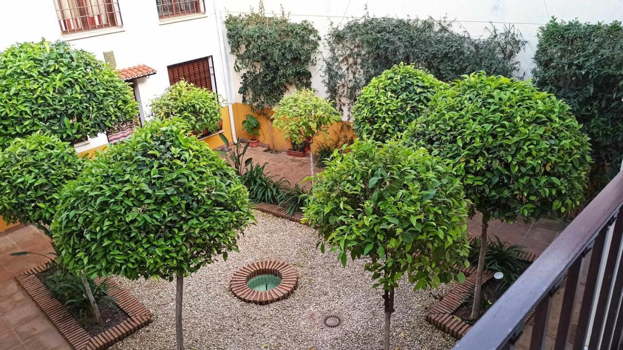 Apartament La Pequena Escalera Mezquita Catedral Kordoba Zewnętrze zdjęcie